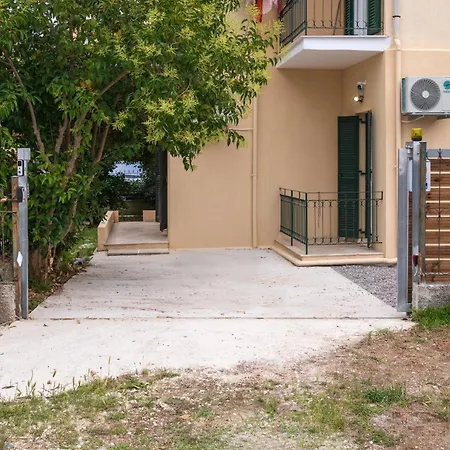 דירה Anastasia Gardens House