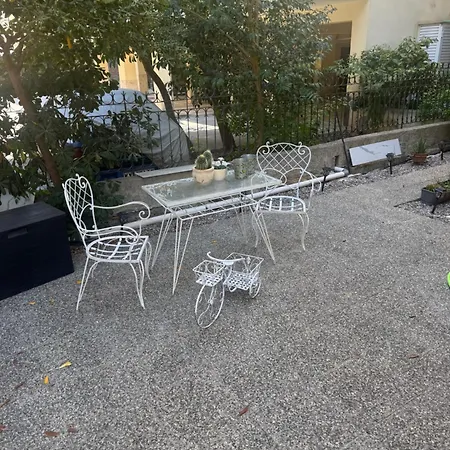 Anastasia Gardens House Apartman *
