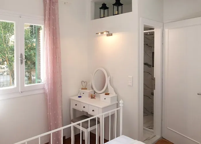 Anastasia Gardens House דירה