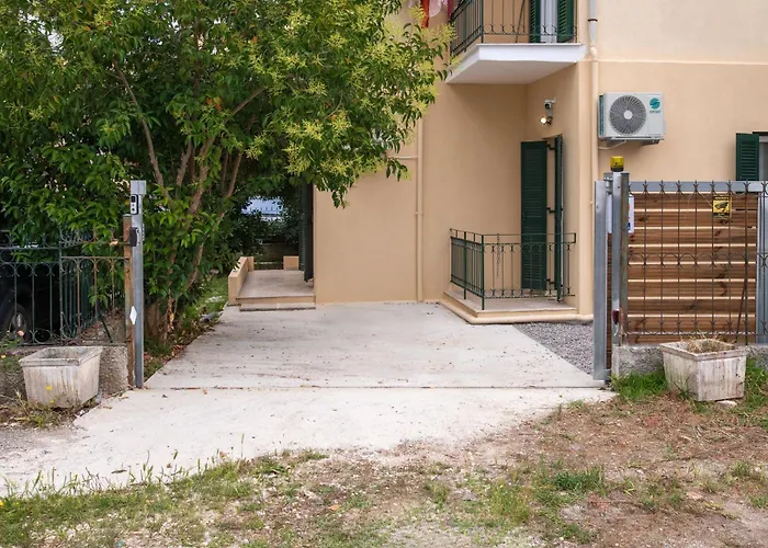 דירה Anastasia Gardens House