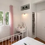 Anastasia Gardens House 公寓